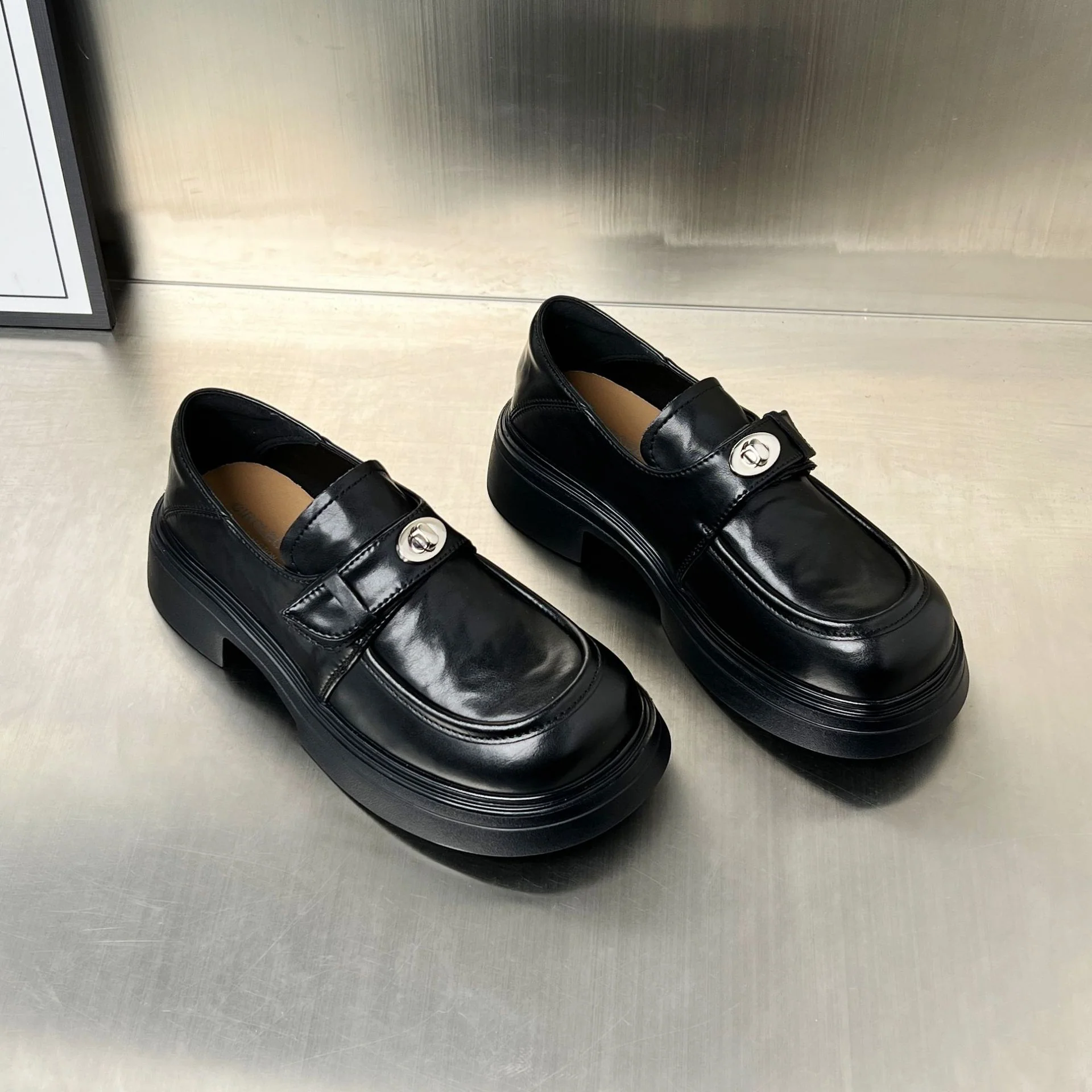 Damen elegante Mokassins mit modischem Schnallenverschluss Heidi Mode - Image 4