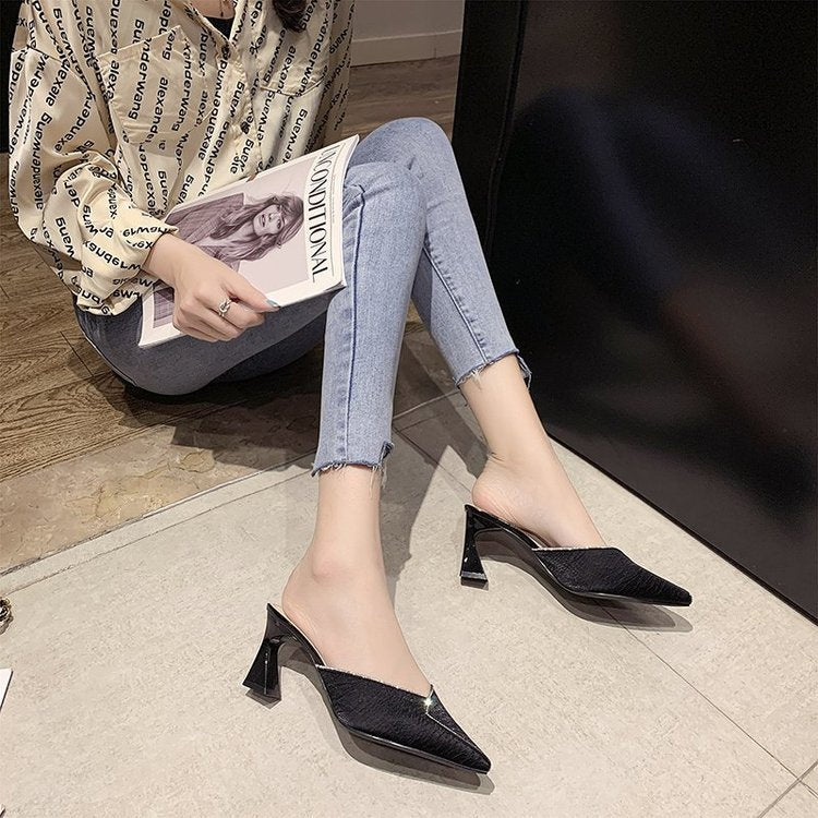 Damen Elegante Mules mit Spitzem Zehenbereich und Schickem Glanz Heidi-Mode - Image 2