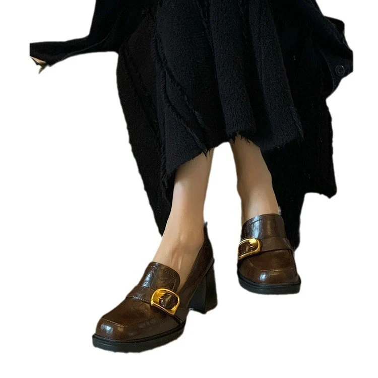 Damen elegante Plateaupumps mit schickem Schnallenakzent Heidi Mode - Image 5
