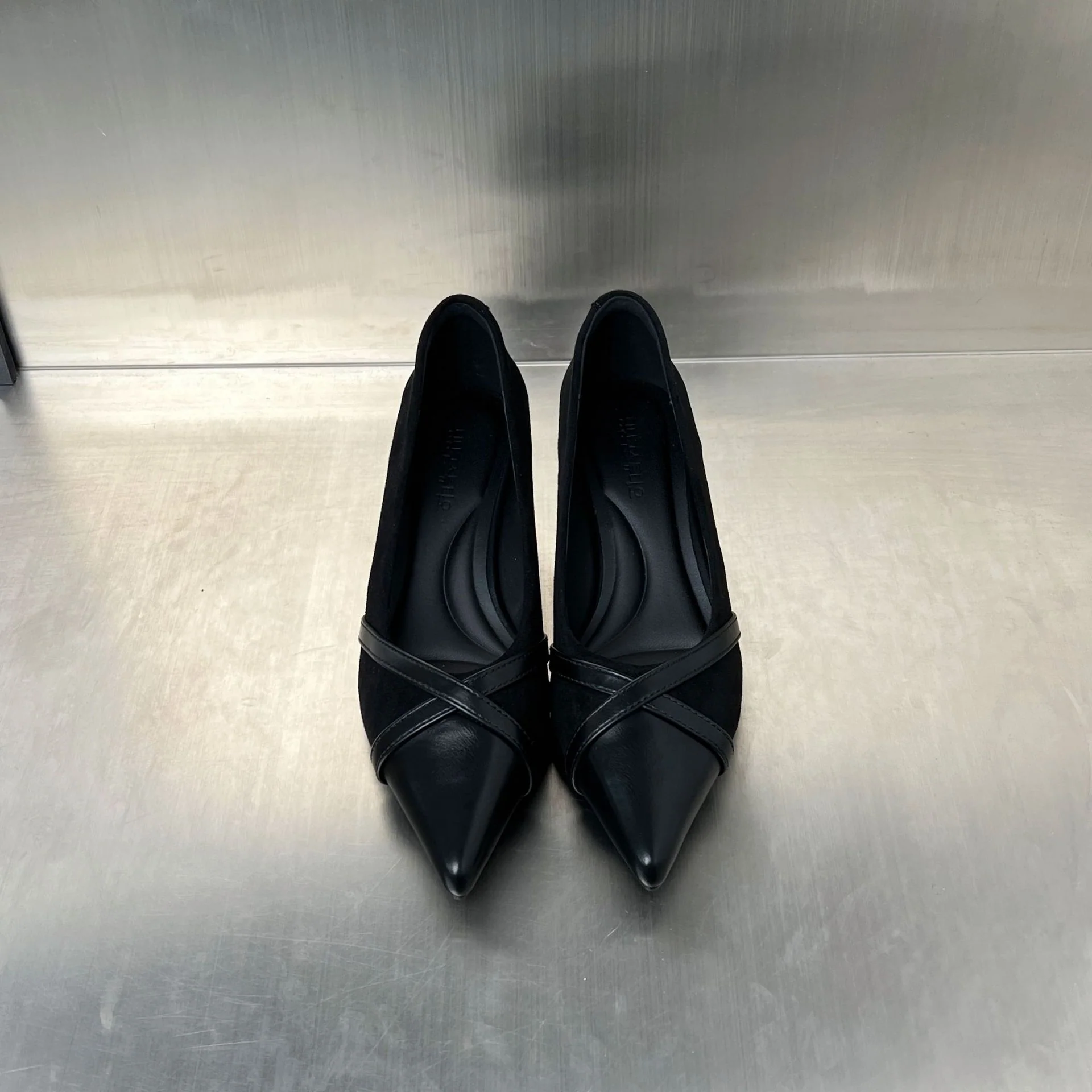 Damen elegante Pumps mit feiner Lederkombination und komfortablem Absatz Heidi Mode - Image 2