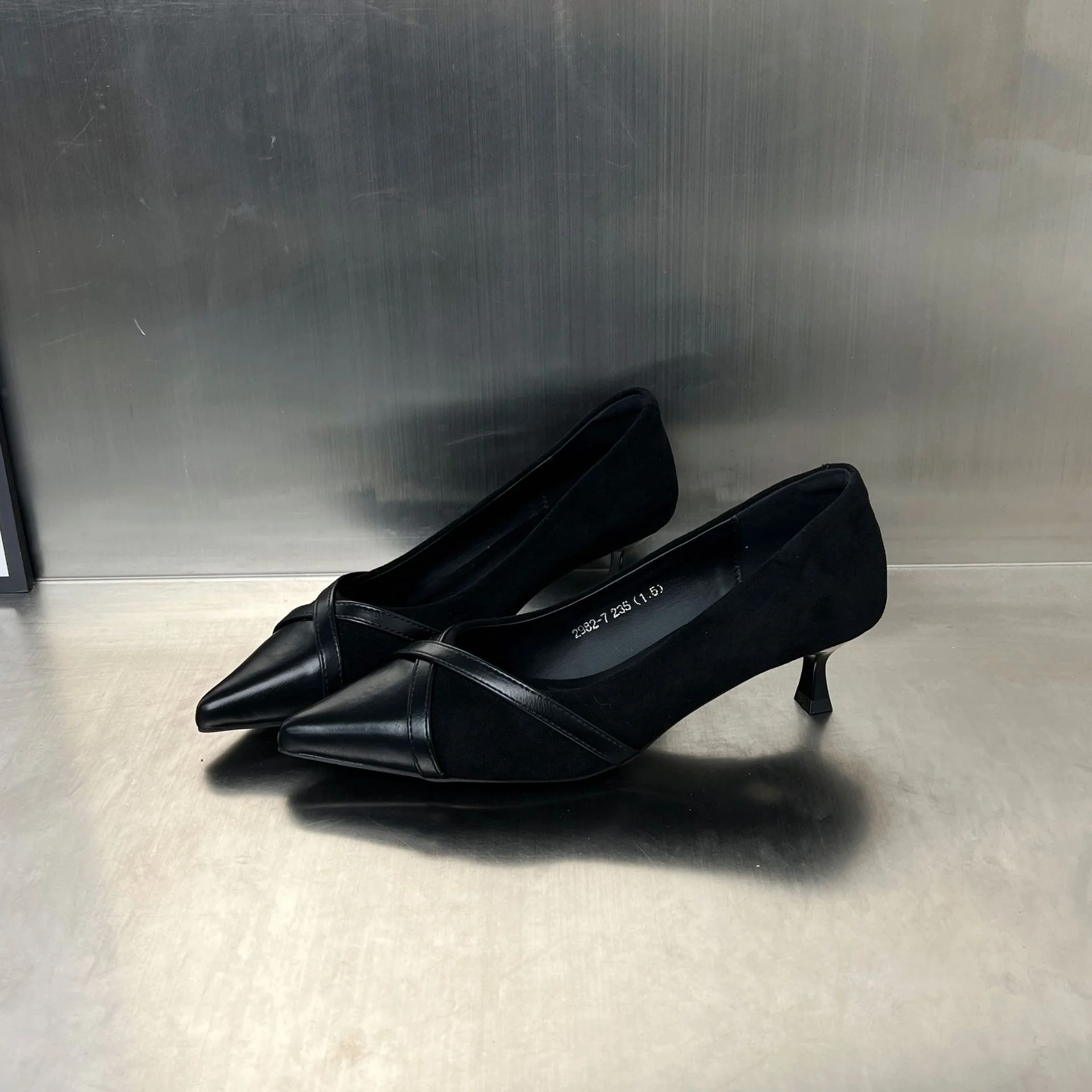 Damen elegante Pumps mit feiner Lederkombination und komfortablem Absatz Heidi Mode - Image 6