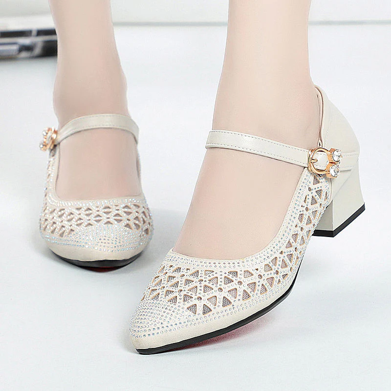 Damen Elegante Pumps mit kunstvollem Riemen und filigranem Detail Heidi Mode - Image 4