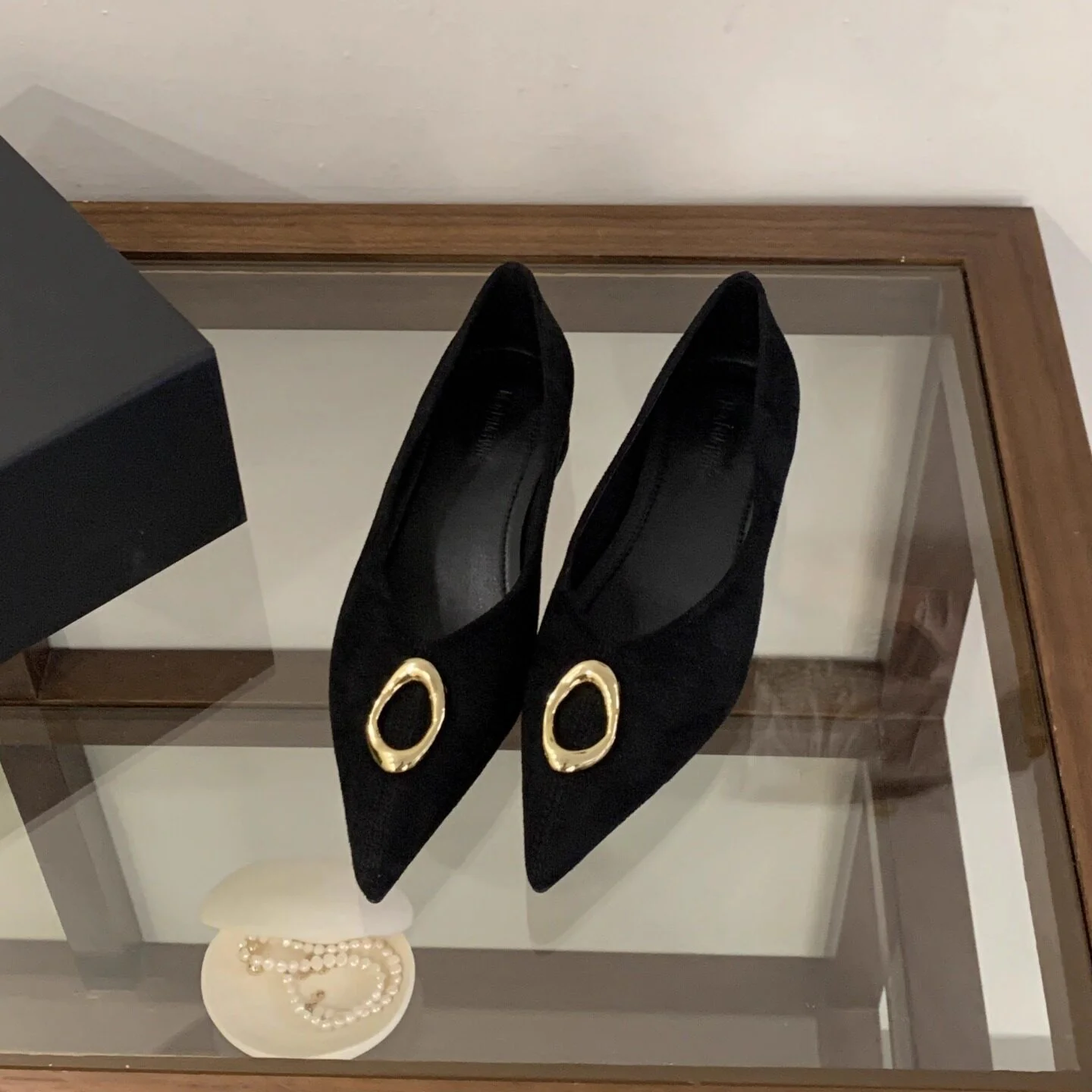 Damen elegante Pumps mit modischer Goldschnalle Heidi Mode - Image 4