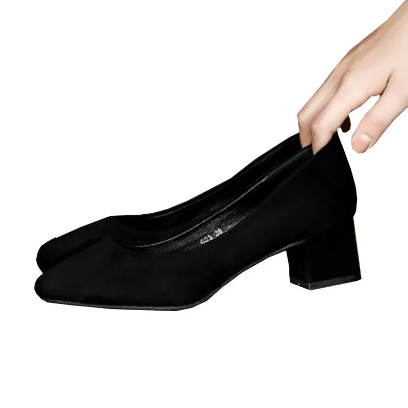 Damen Elegante Pumps mit verziertem Blockabsatz Heidi Mode - Image 5