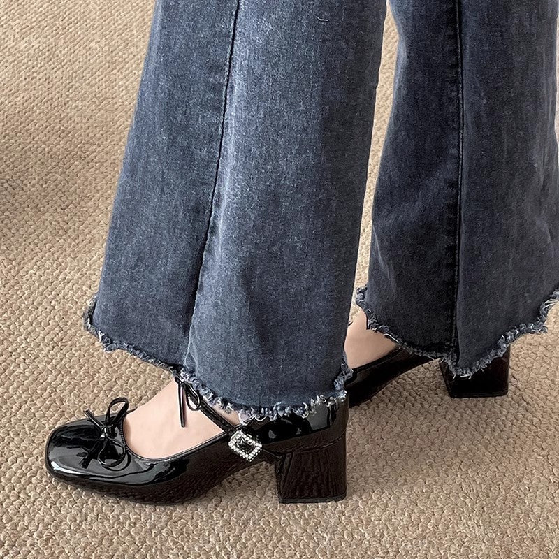 Damen Elegante Pumps mit zarter Schleifenverzierung und glitzernder Oberfläche Heidi Mode - Image 3