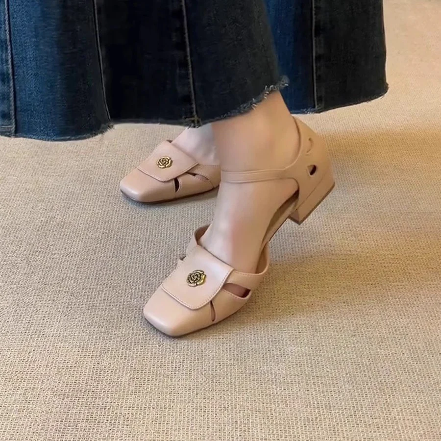 Damen Elegante Riemchen-Pumps mit floralem Dekor und komfortablem Blockabsatz Heidi Mode - Image 4