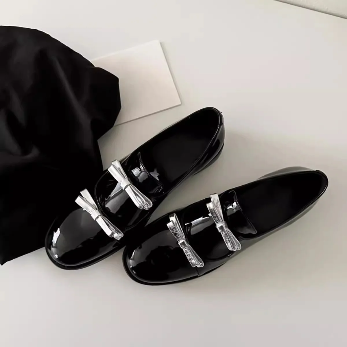 Damen elegante Schnürschuhe mit dekorativen Schnallen von Heidi Mode - Image 4