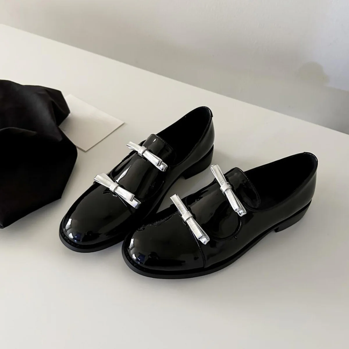 Damen elegante Schnürschuhe mit dekorativen Schnallen von Heidi Mode - Image 7