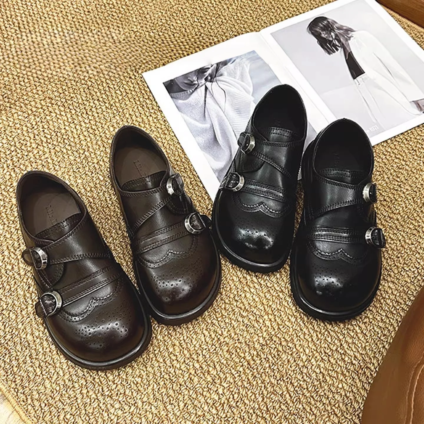 Damen Elegante Schnürschuhe mit doppeltem Riemen und feiner Perforation Heidi Mode - Image 3