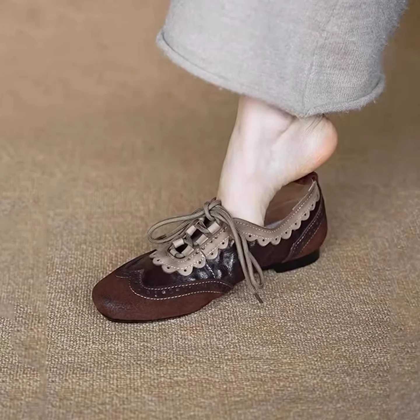 Damen elegante Schnürschuhe mit filigranem Perforationsdesign und komfortablem Futter Heidi Mode - Image 4