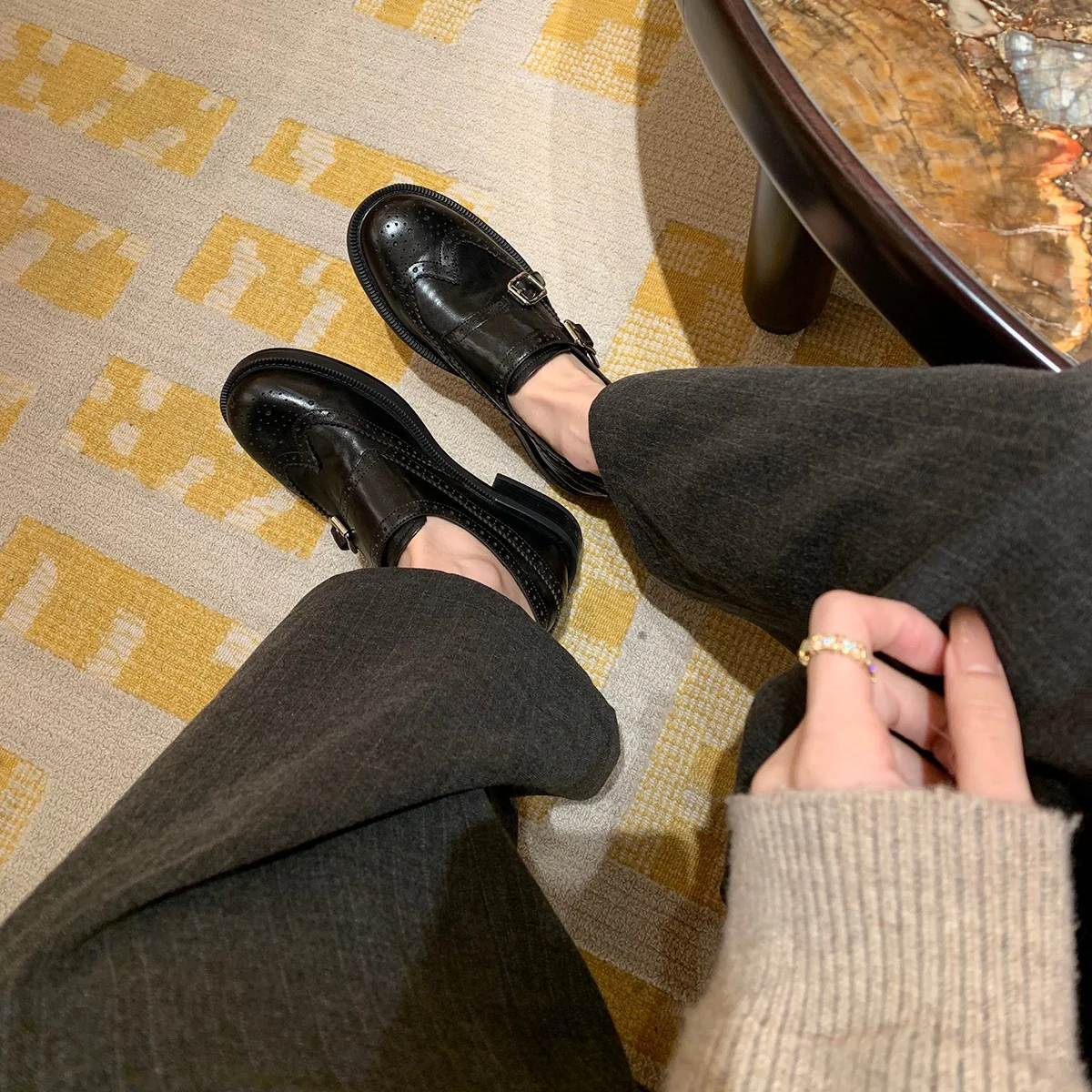 Damen elegante Schnürschuhe mit hochwertiger Schnalle und feiner Brogue-Prägung Heidi Mode - Image 7