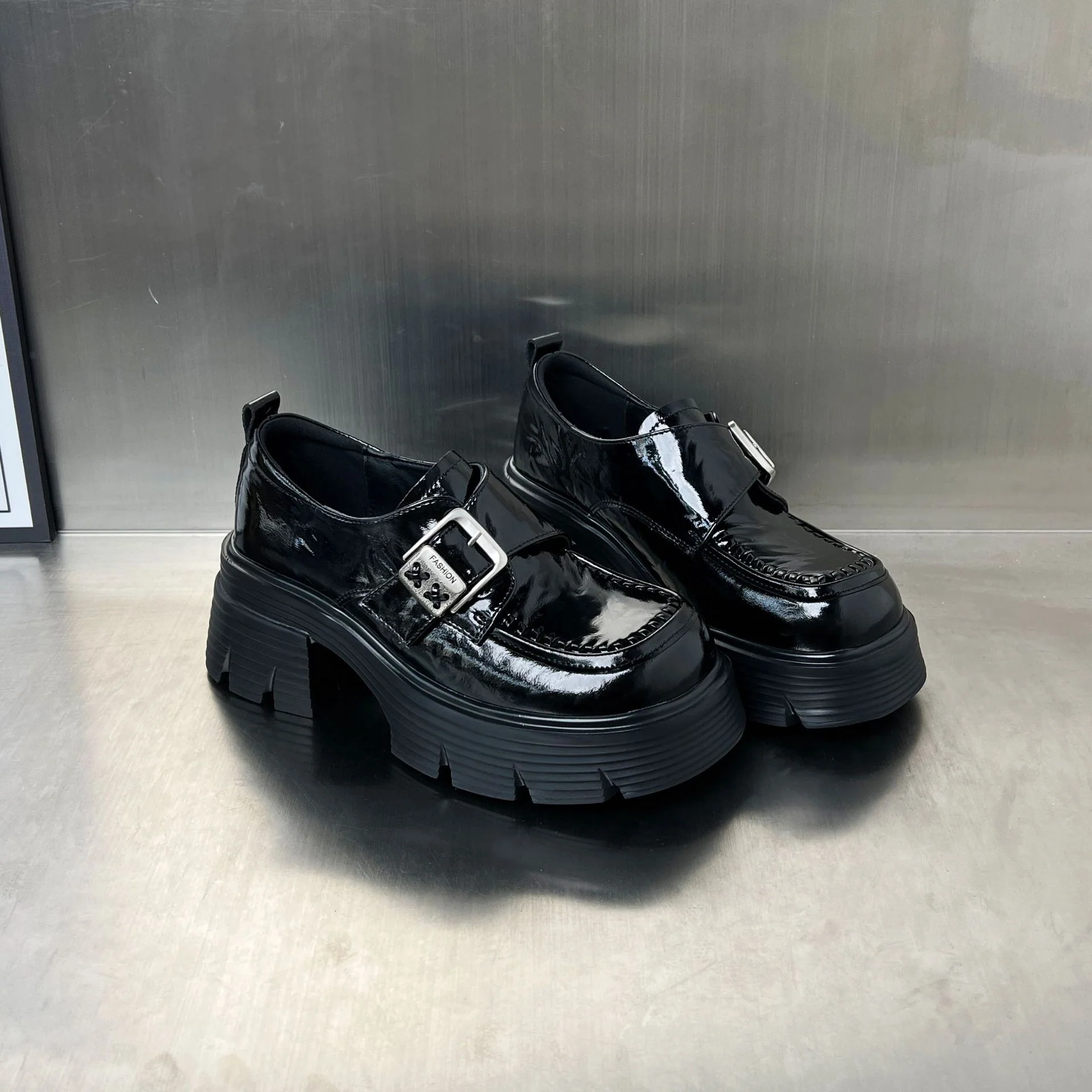Damen elegante Schnürschuhe mit klobiger Sohle und modischen Schnallen Heidi Mode - Image 3