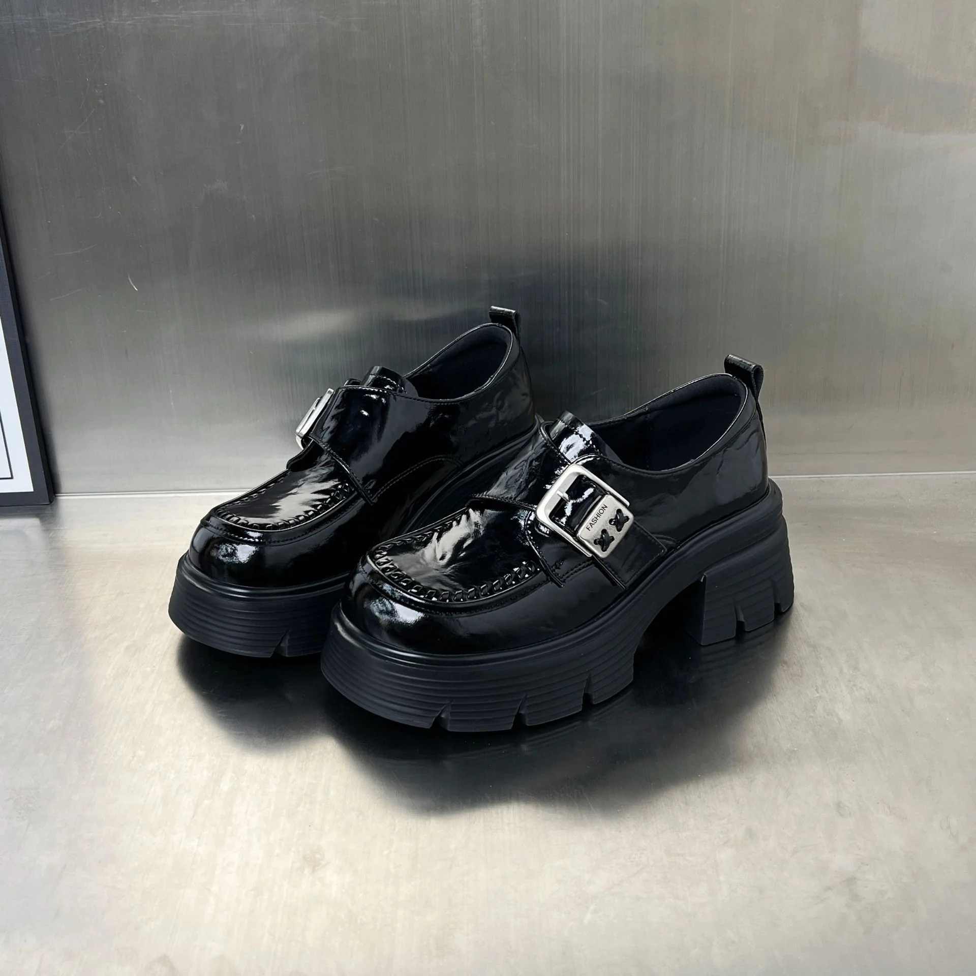 Damen elegante Schnürschuhe mit klobiger Sohle und modischen Schnallen Heidi Mode - Image 6