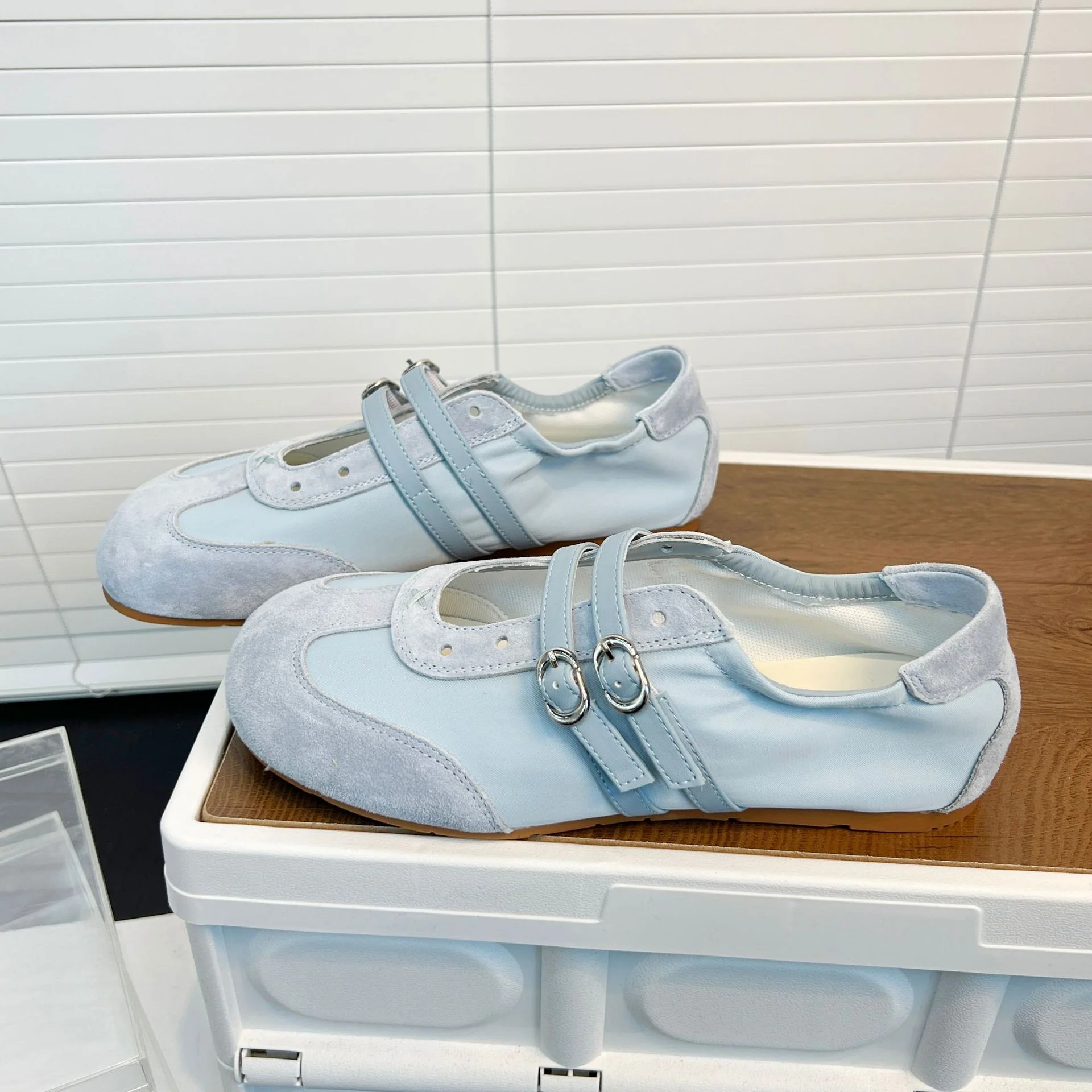 Damen elegante Schnürschuhe mit modischen Doppelriemen Heidi Mode - Image 7