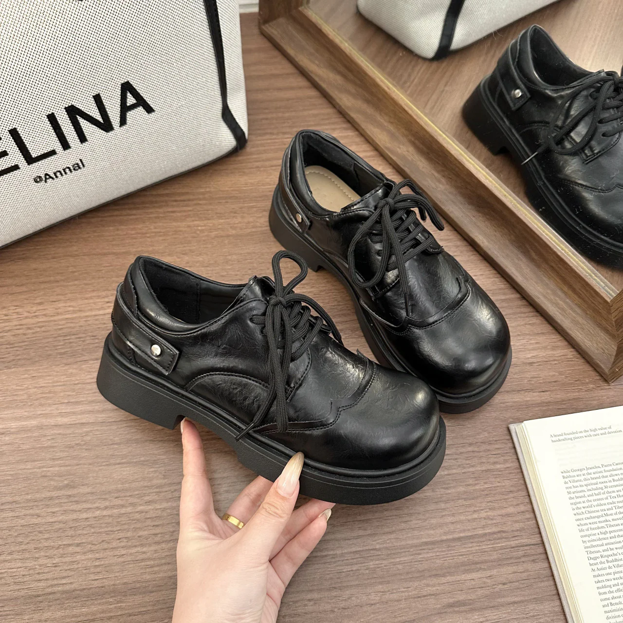 Damen elegante Schnürschuhe mit robustem Absatz und hochwertigem Leder Heidi Mode - Image 2
