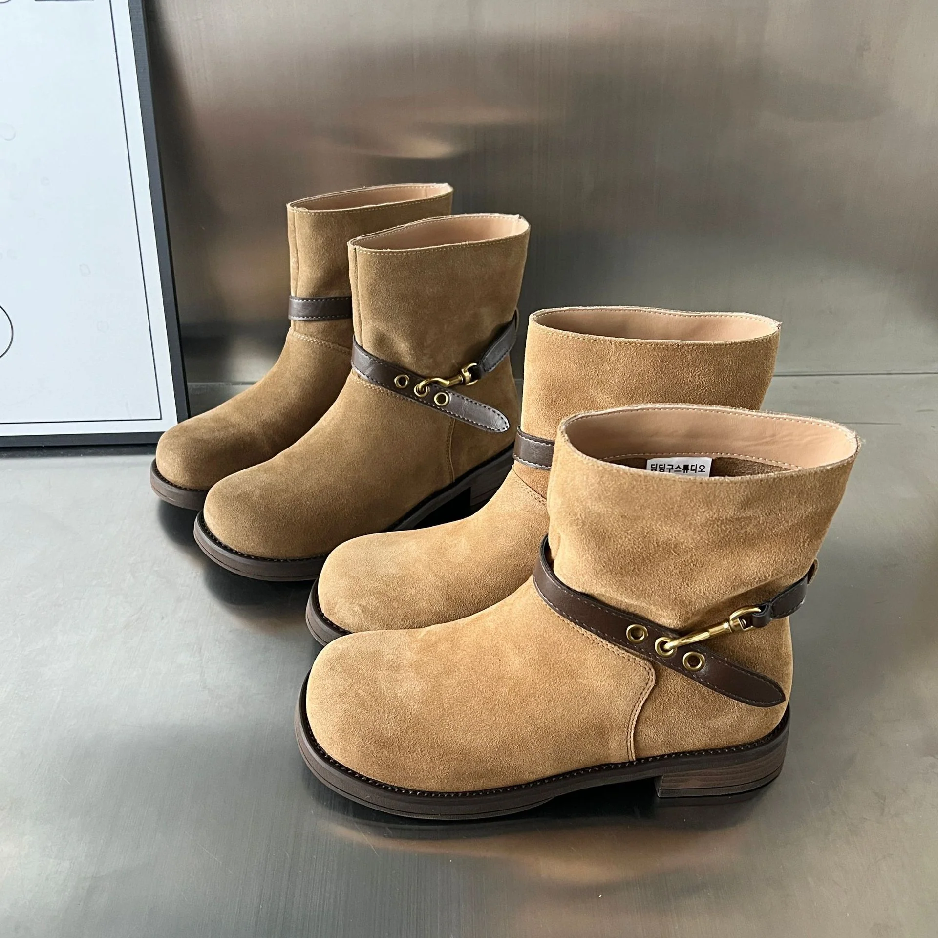 Damen elegante Short-Boots mit modischem Riemen und komfortablem Fußbett Heidi Mode - Image 3