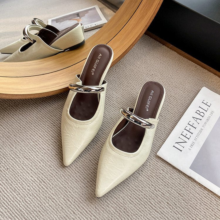 Damen Elegante Slingback Mules mit Spitzem Zehenbereich und Dekorativem Ketten-Detail Heidi-Mode - Image 2