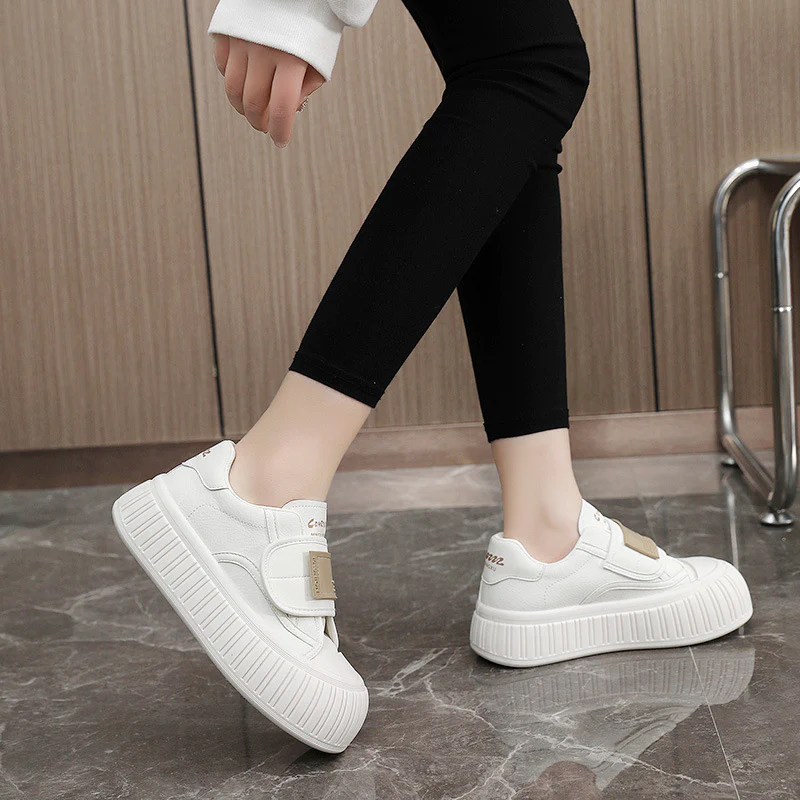 Damen elegante Slip-On Sneakers mit verstärktem Profil Heidi Mode - Image 4