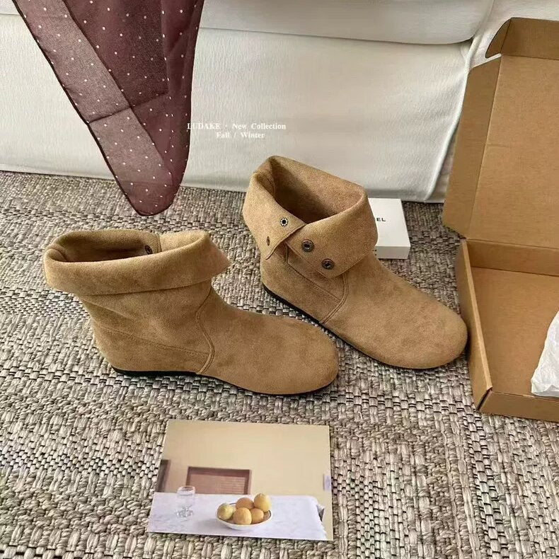 Damen Elegante Stiefel mit modischer Knopf-Dekoration Heidi Mode - Image 4
