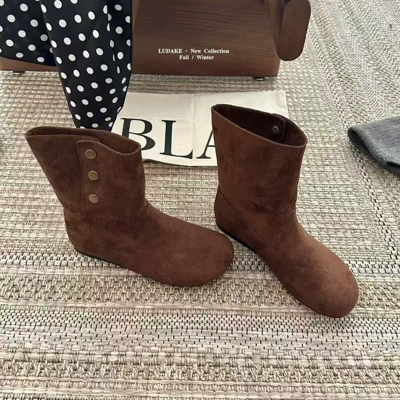 Damen Elegante Stiefel mit modischer Knopf-Dekoration Heidi Mode - Image 7