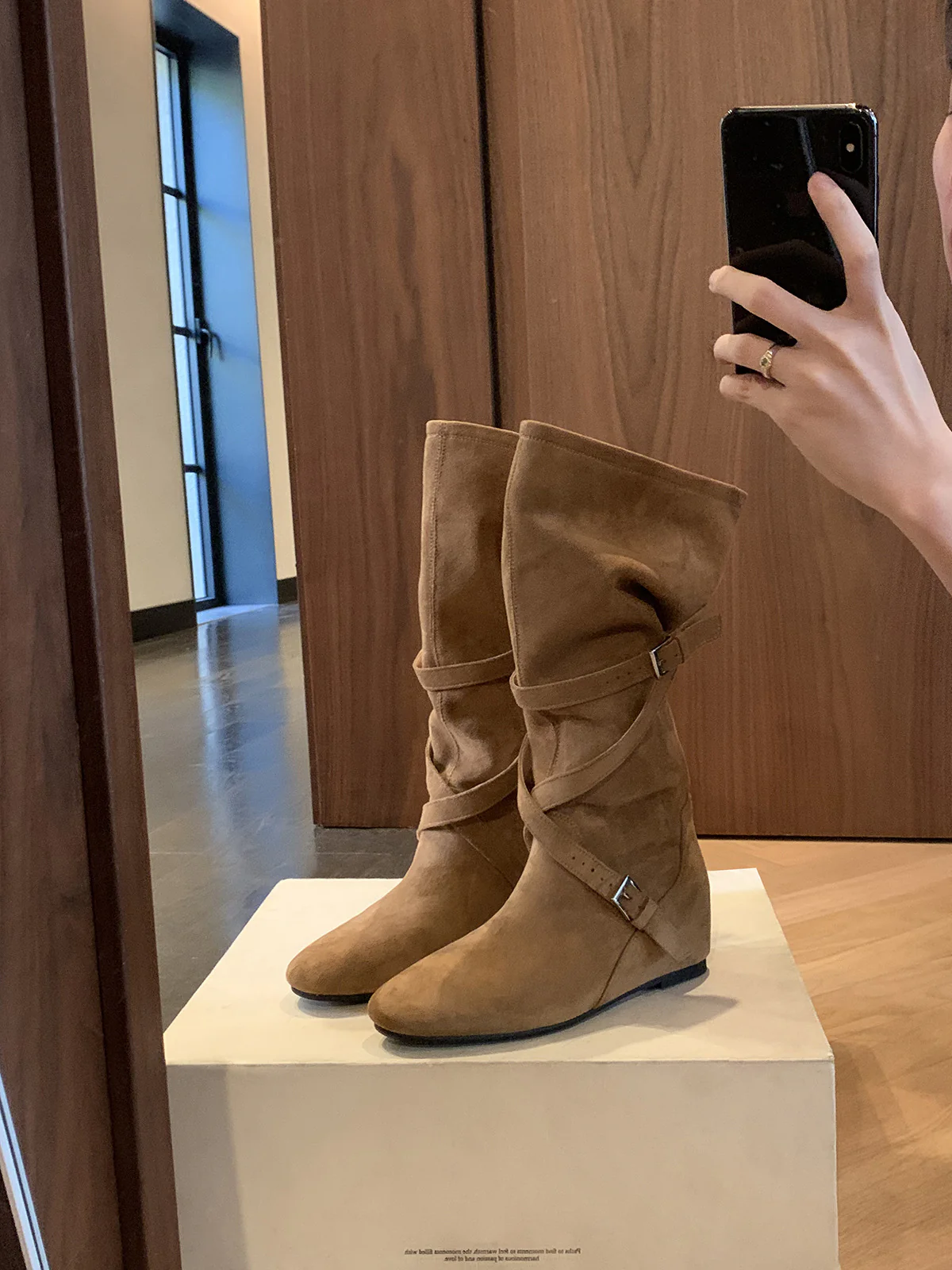 Damen Elegante Stiefel mit verstellbarem Riemen und komfortablem Fußbett Heidi Mode - Image 7