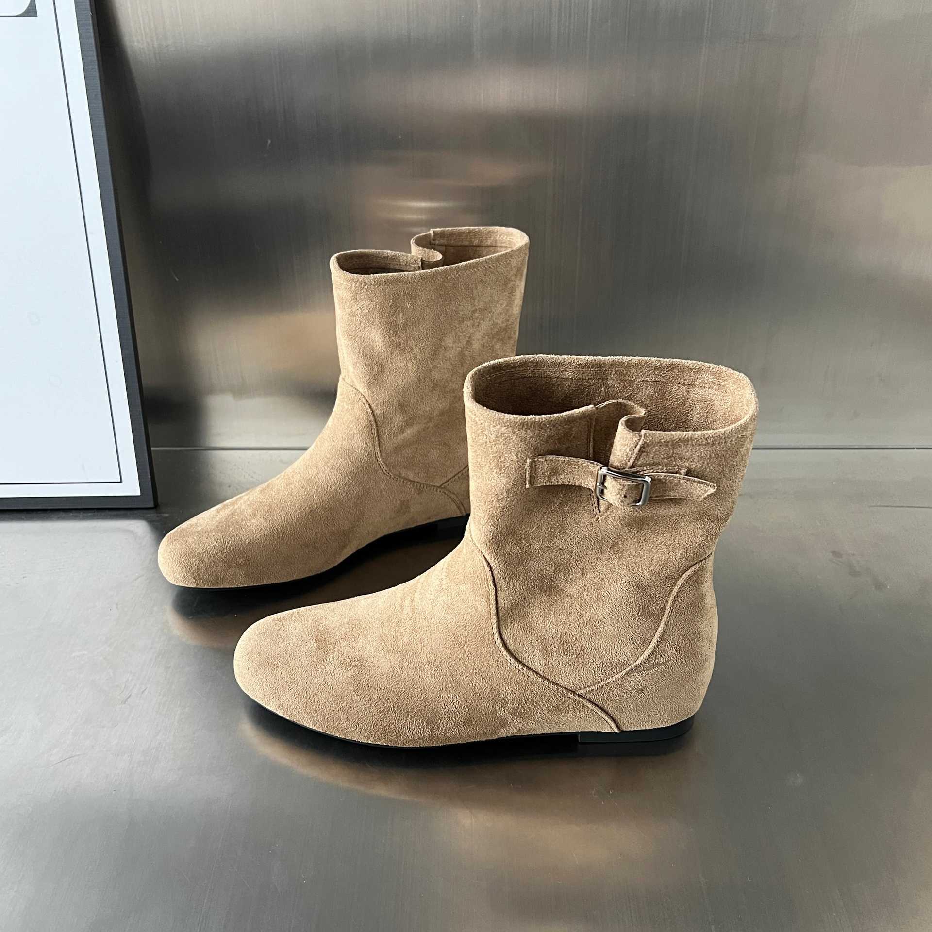 Damen elegante Stiefeletten aus weichem Wildleder mit modischem Schnallenverschluss Heidi Mode - Image 7