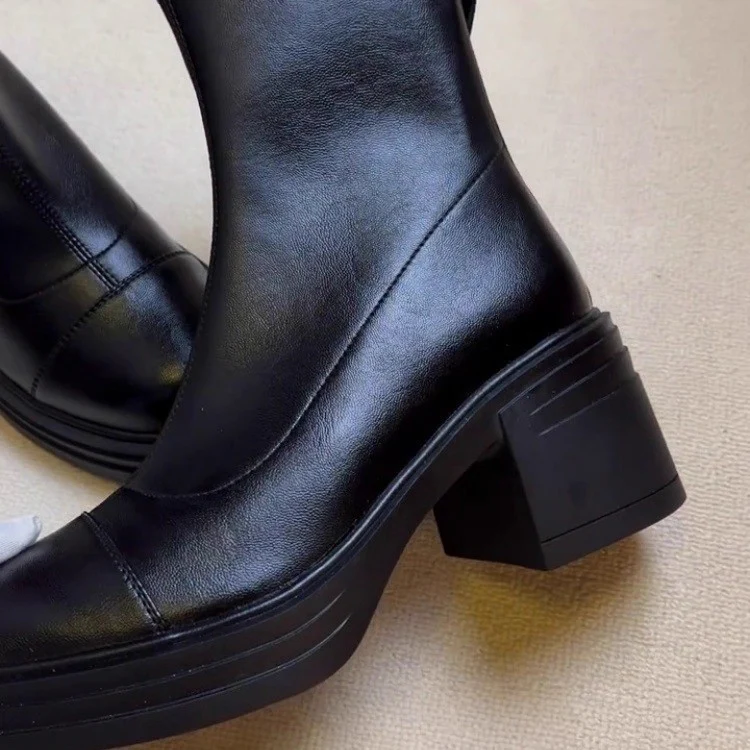 Damen elegante Stiefeletten mit modischem Reißverschluss und robustem Blockabsatz Heidi Mode - Image 4