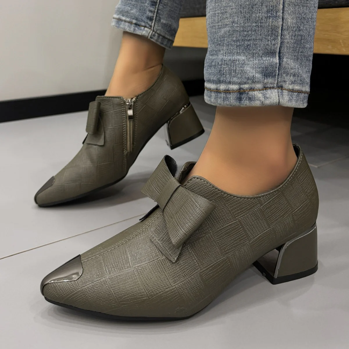 Damen elegante Stiefeletten mit modischem Schleifen-Detail und modernem Vorderteil Heidi Mode - Image 2