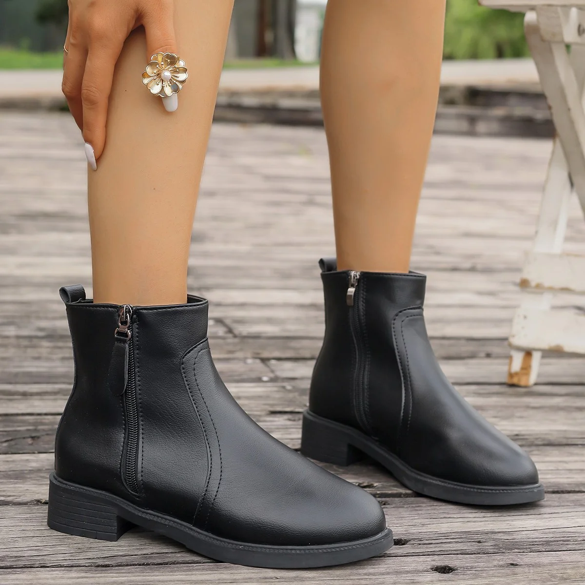 Damen Elegante Stiefeletten mit Reißverschluss und modischem Design Heidi-Mode - Image 4