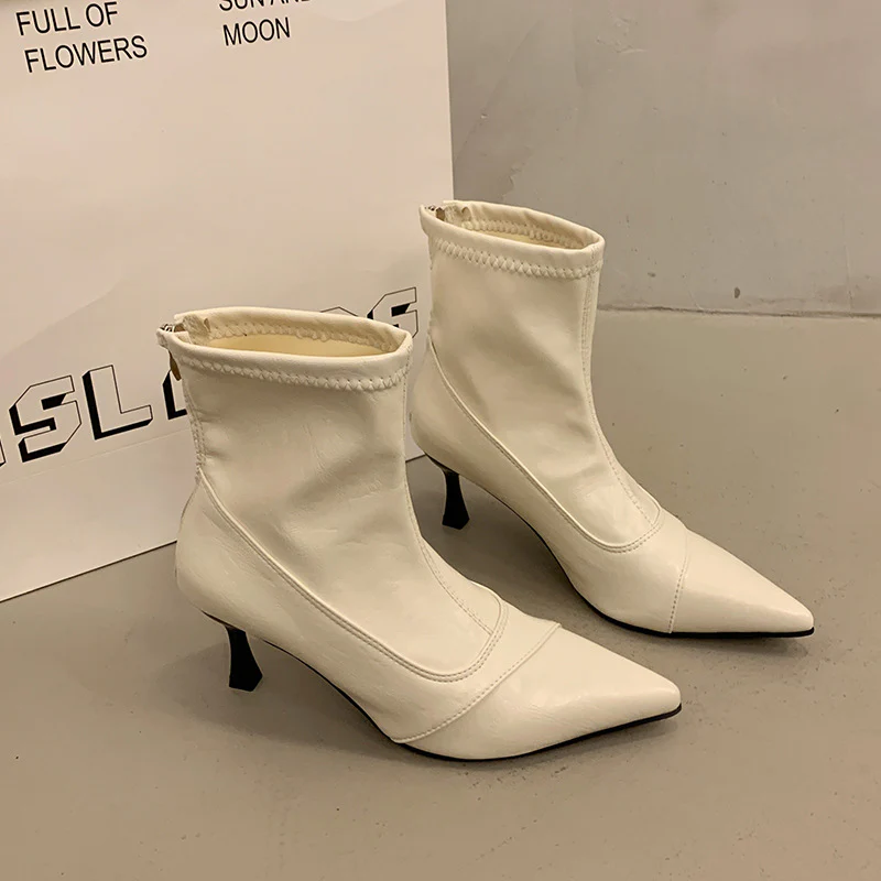 Damen Elegante Stiefeletten mit spitzem Schuhdesign und stylischem Absatz Heidi Mode - Image 6
