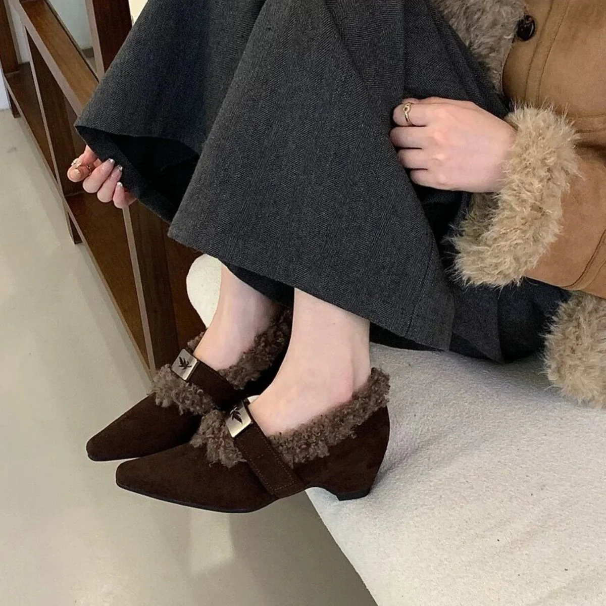 Damen elegante Stiefeletten mit warmem Futter und modischem Riemchen Heidi Mode - Image 3