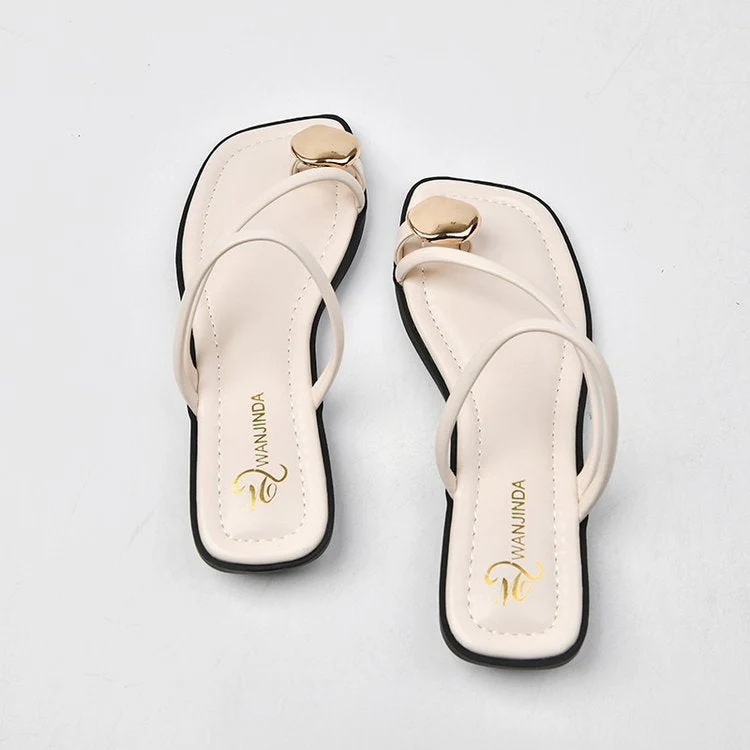 Damen Elegante und Modische Riemchensandalen mit Einzigartigem Metallakzent Heidi-Mode - Image 2