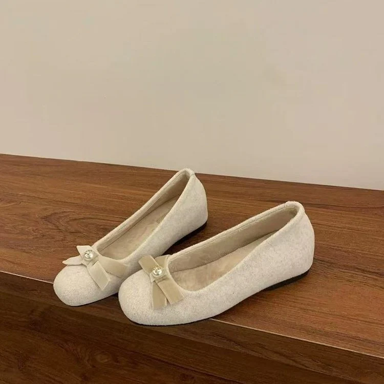 Damen Elegante und verspielte Socken mit Seidenbändern Heidi Mode