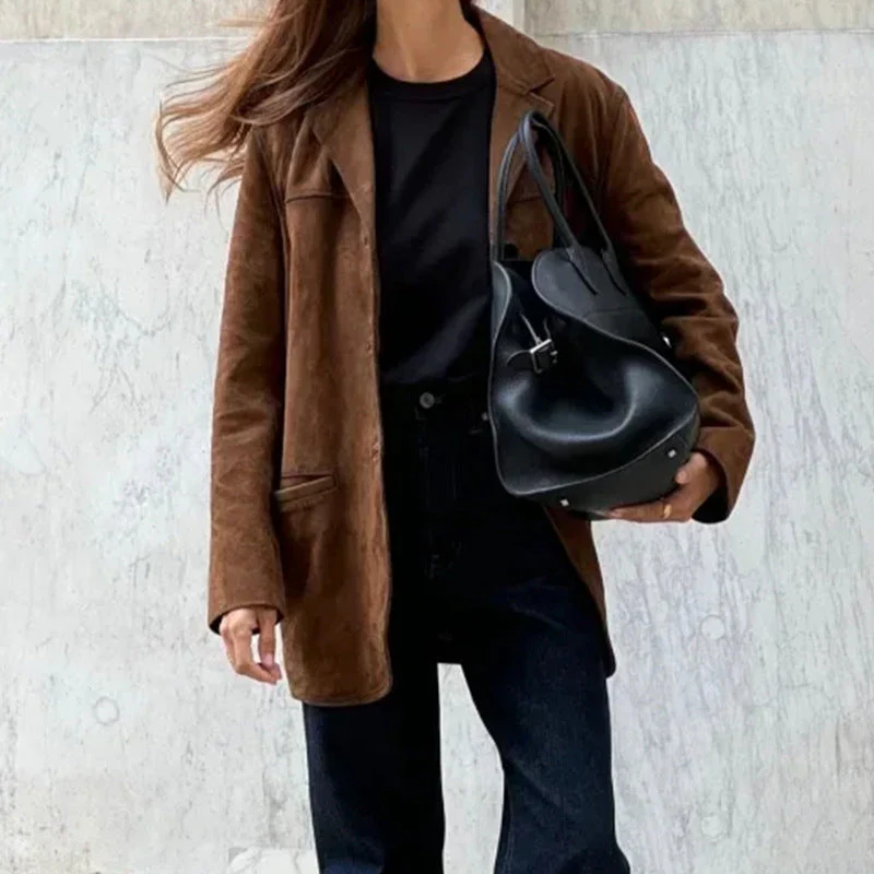 Damen Eleganter Blazer Aus Weichem Wildlederimitat mit Schmalem Schnitt Heidi-Mode - Image 3