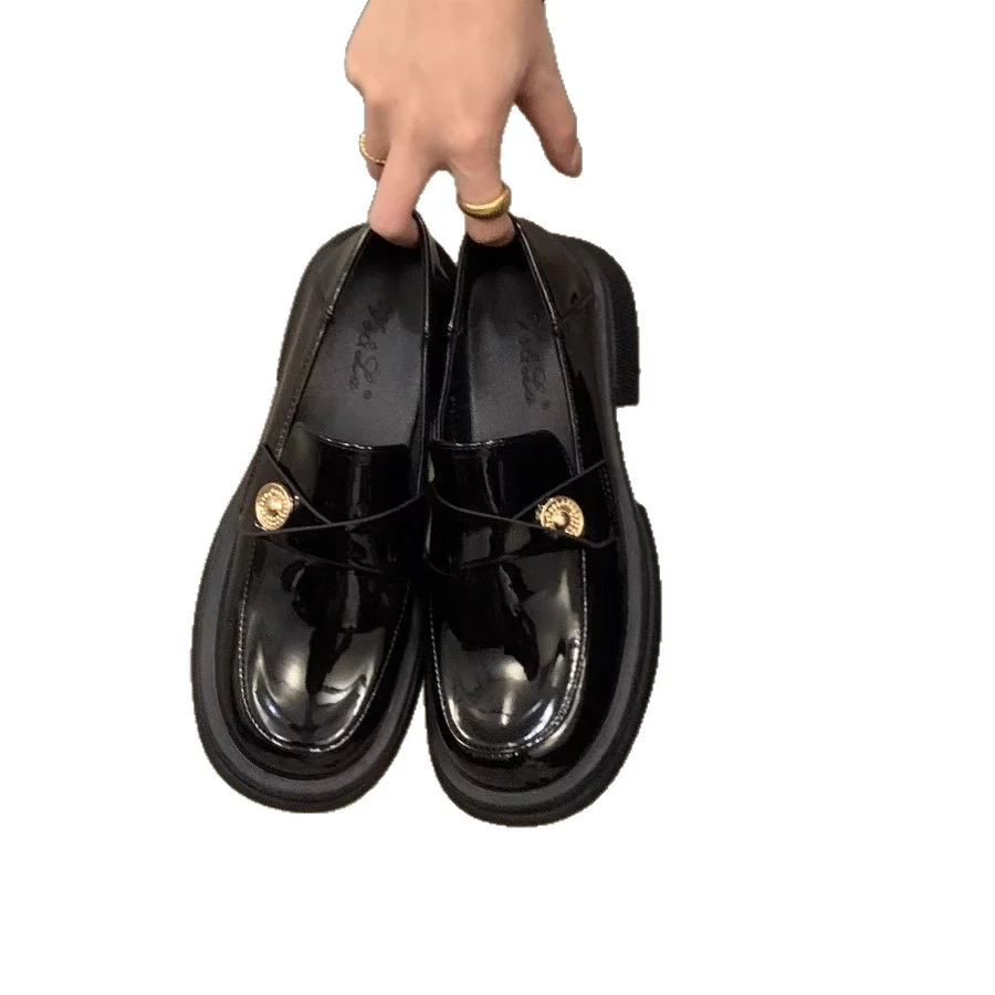 Damen eleganter Lackleder-Mokassin mit trendiger Schnalle Heidi Mode - Image 5