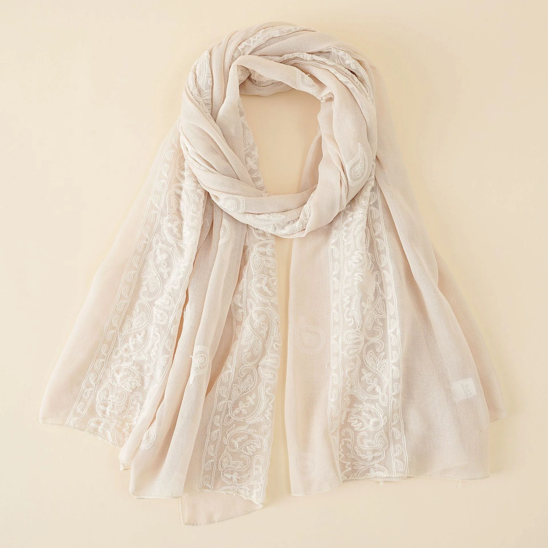 Damen Eleganter Schal Aus Hochwertigem Chiffon mit Filigraner Stickerei Heidi-Mode - Image 4