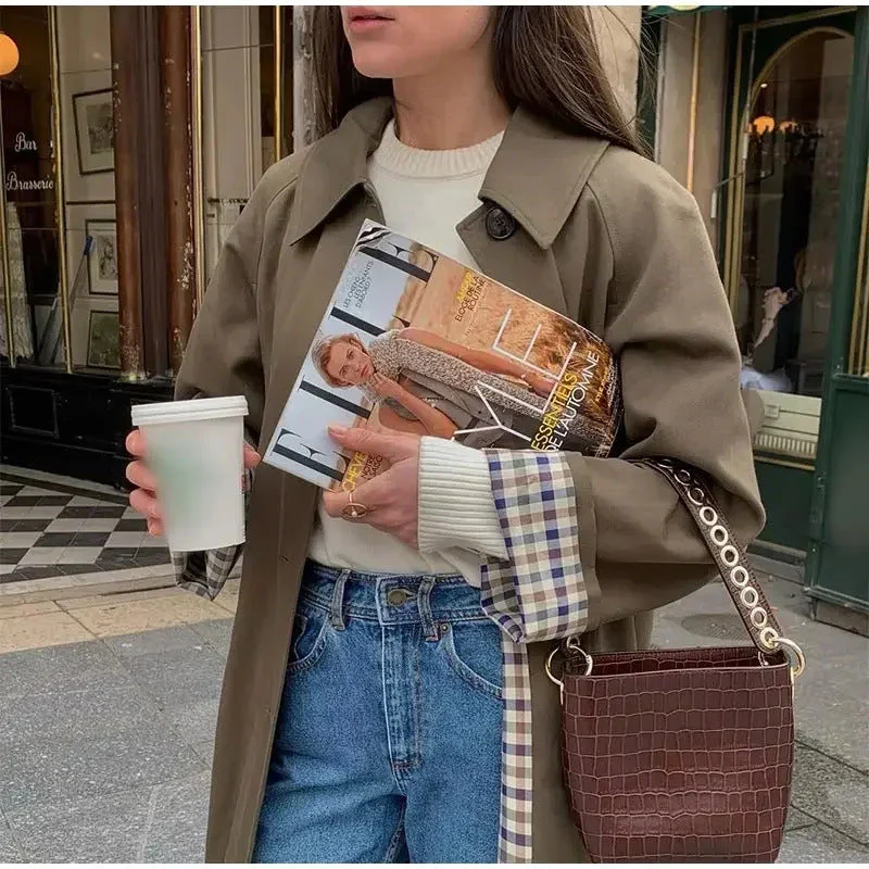Damen Eleganter Trenchcoat mit Schmalem Schnitt und Praktischen Taschen Heidi-Mode - Image 4