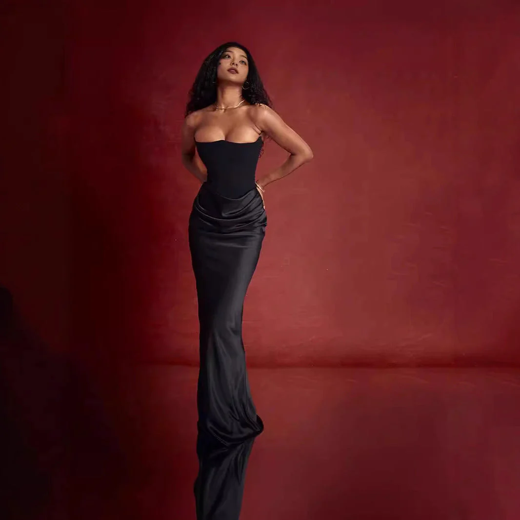 Damen Elegantes, Figurbetontes Abendkleid mit Raffiniertem Taillendetail Heidi-Mode