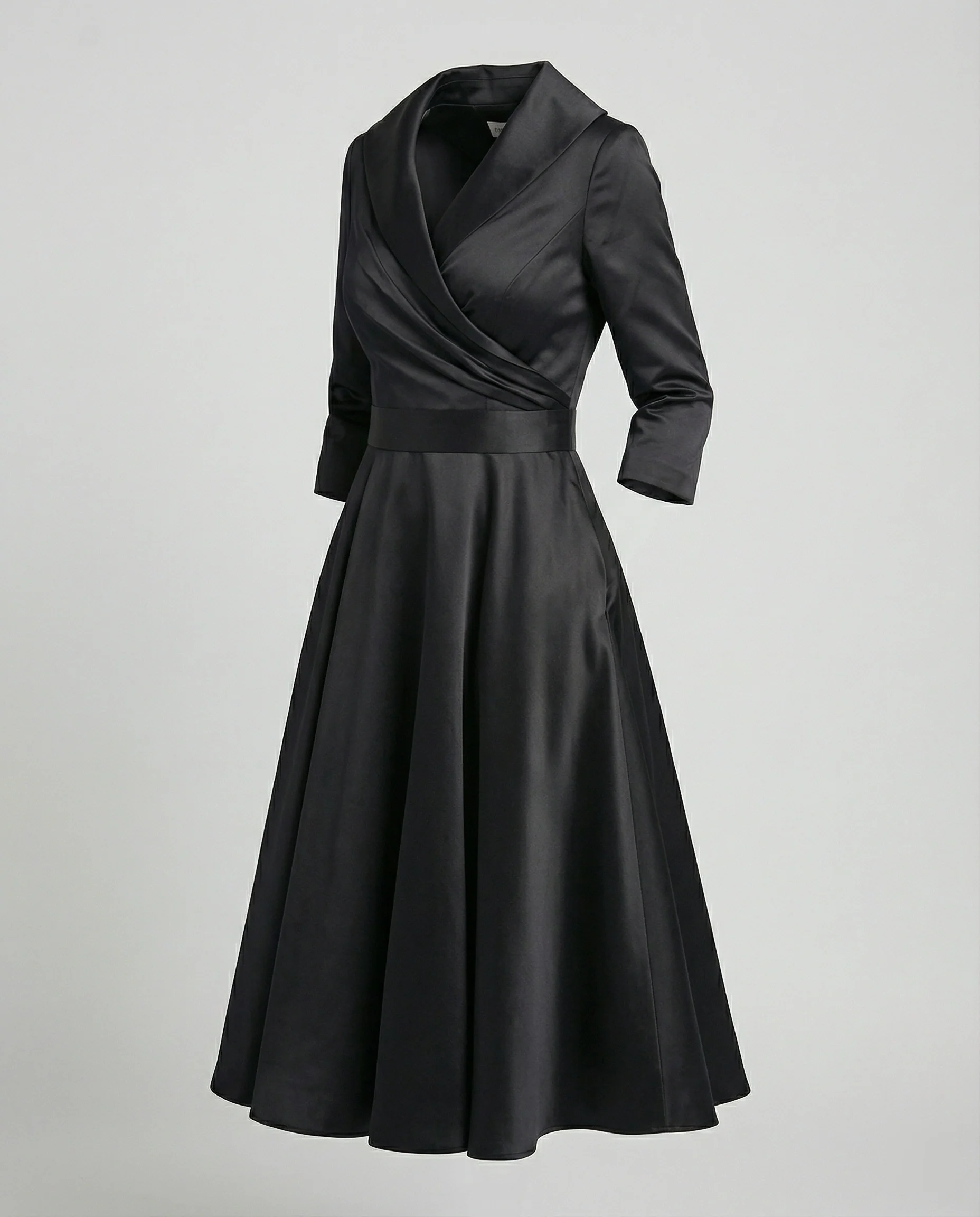 Elegantes Wickelkleid mit breitem Kragen - Image 5