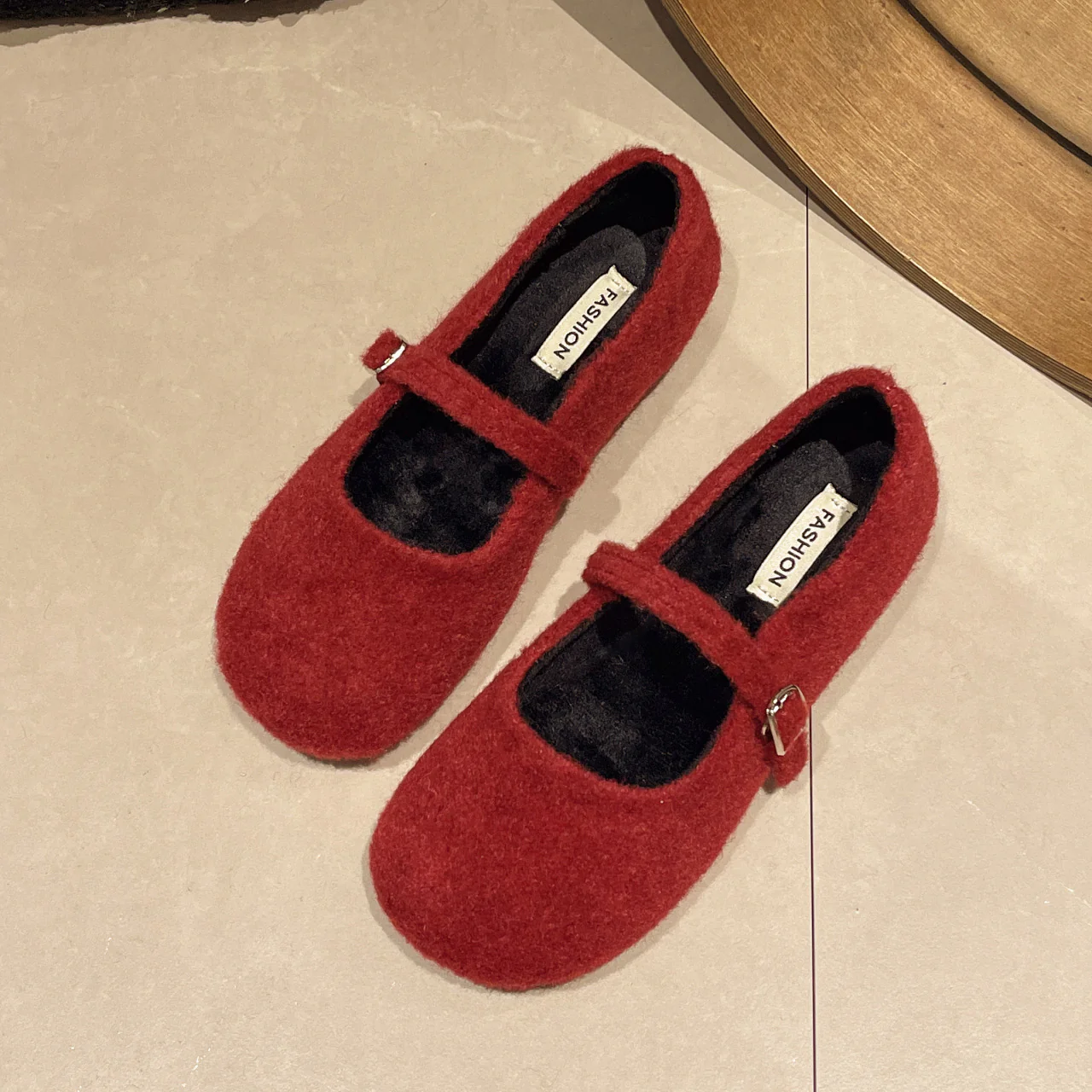 Damen Filzschuhe mit elegantem Riemchen und bequemer Sohle Heidi Mode - Image 8