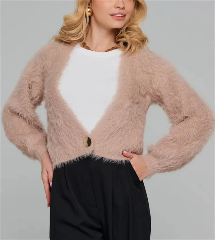 Strickjacke Damen flauschig oversized aus weichem Material - Image 14