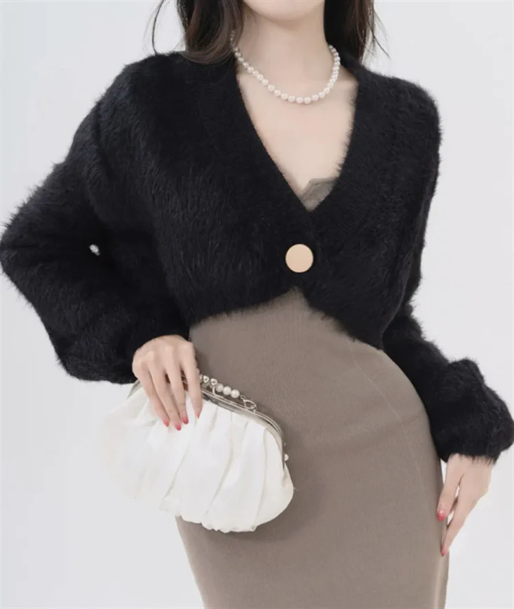 Strickjacke Damen flauschig oversized aus weichem Material - Image 17