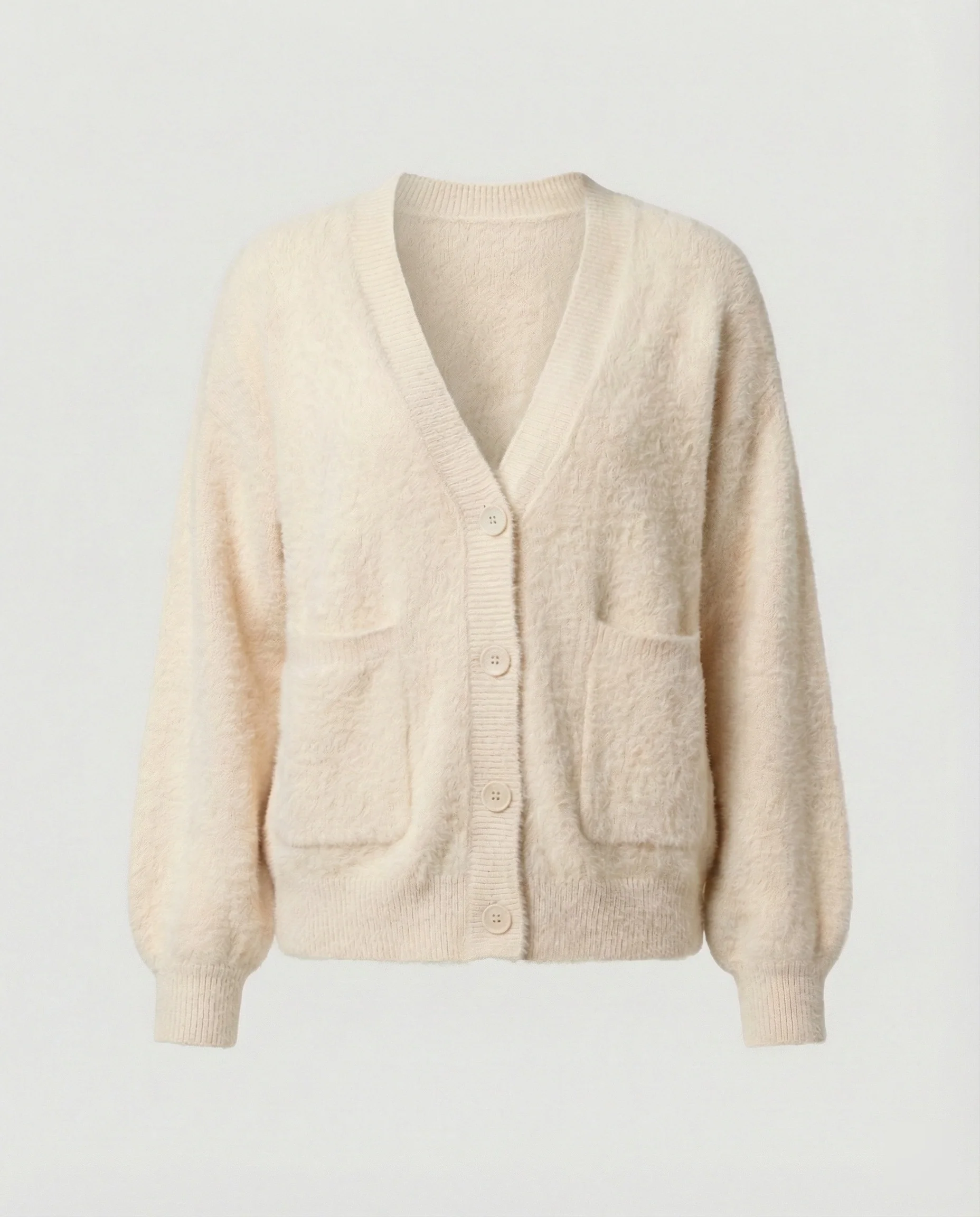 Damen flauschiger Oversize-Cardigan mit V-Ausschnitt, großer Knopfleiste, aufgesetzten Taschen und Ballonärmeln Heidi-Mode - Image 6