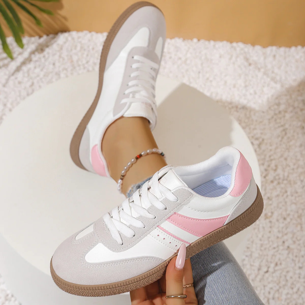 Damen Freizeit-Sneaker mit modernem Design und rutschfester Sohle Heidi Mode - Image 4