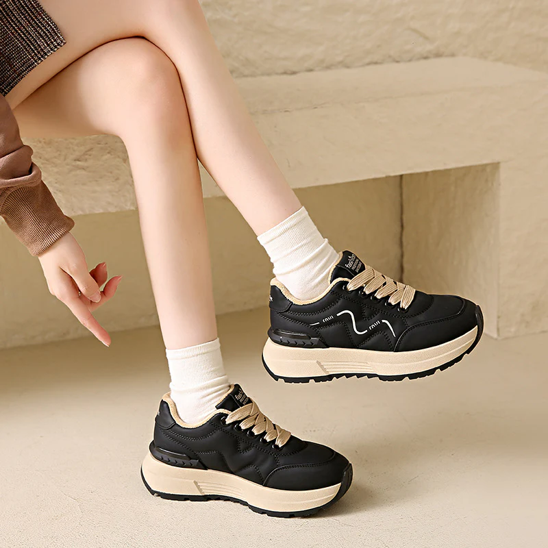 Damen Freizeit Sneakers mit angenehmem Futter und rutschfester Sohle Heidi Mode - Image 4