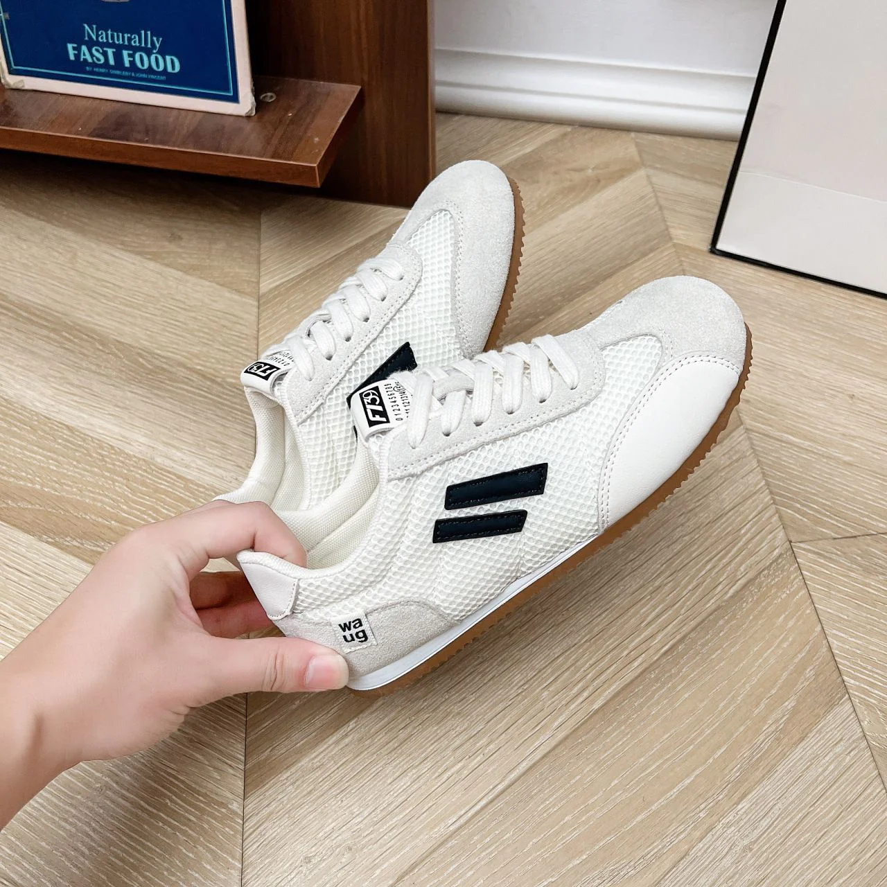 Damen Freizeit Sneakers mit atmungsaktiver Oberflächenstruktur und robustem Laufsohlenprofil Heidi Mode - Image 6
