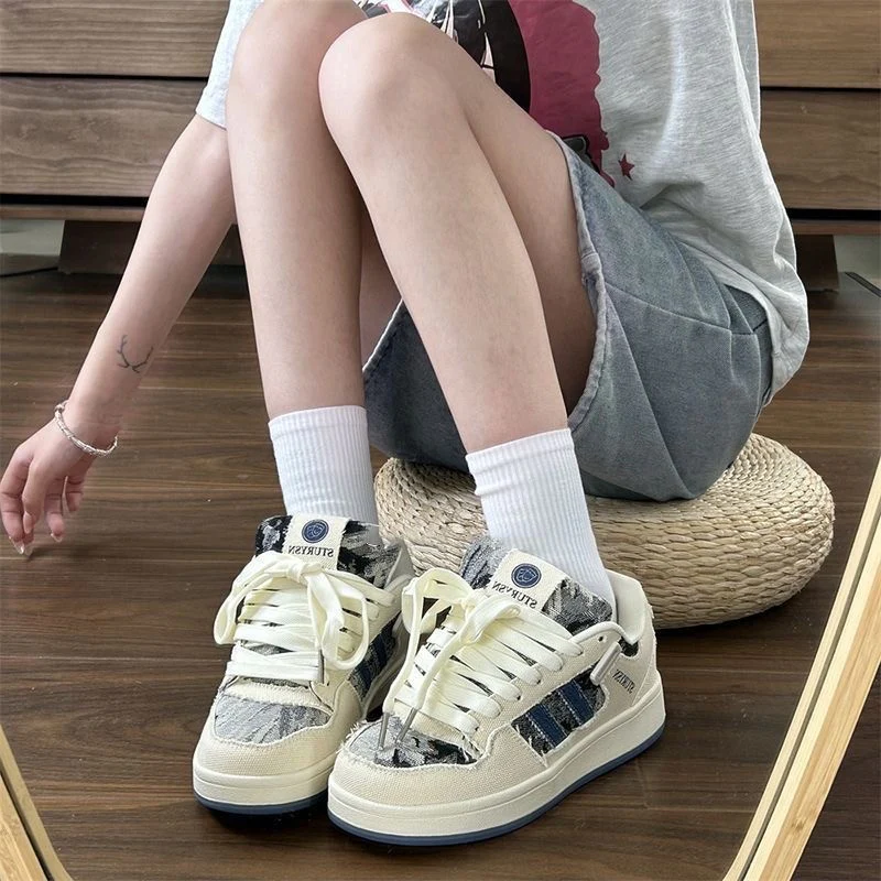 Damen Freizeit Sneakers mit verspieltem Tiermotiv und atmungsaktivem Obermaterial Heidi Mode - Image 2
