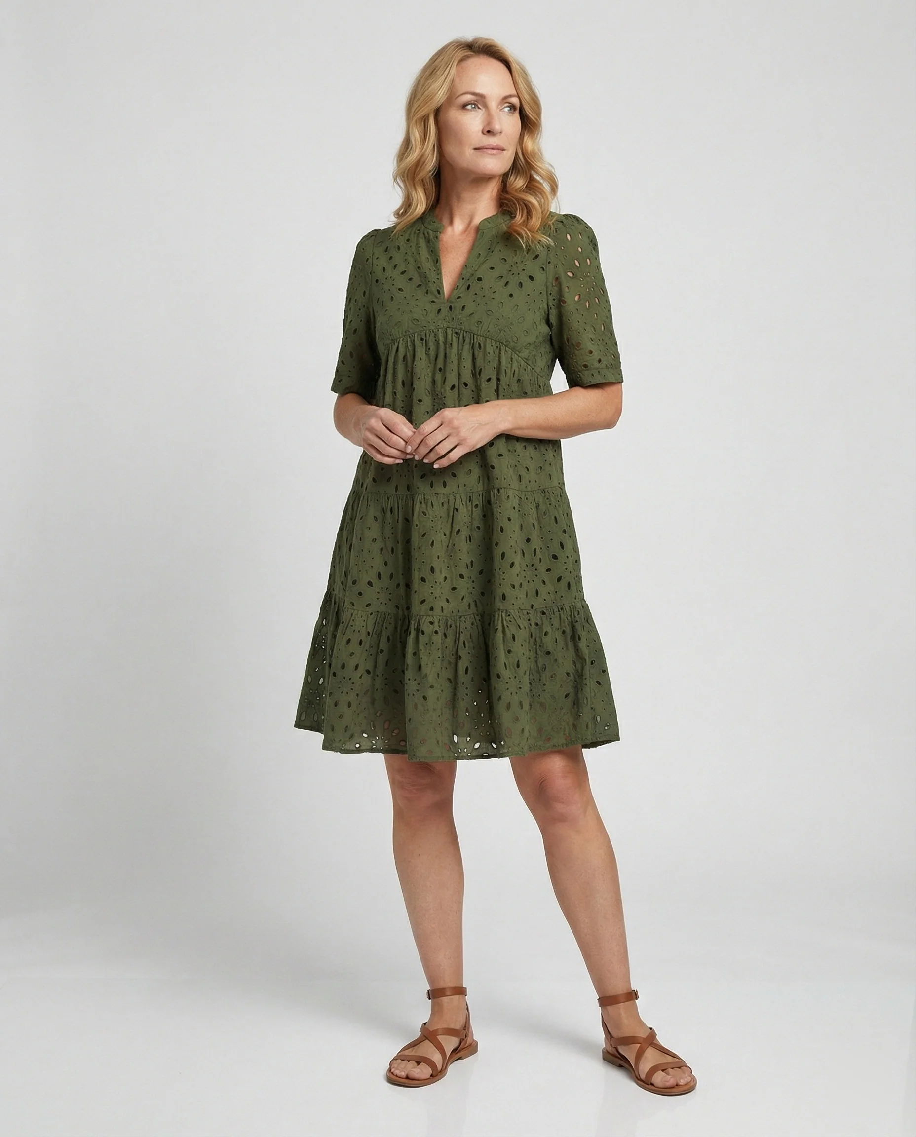Freizeitkleid Damen mit Lochmuster - Image 2