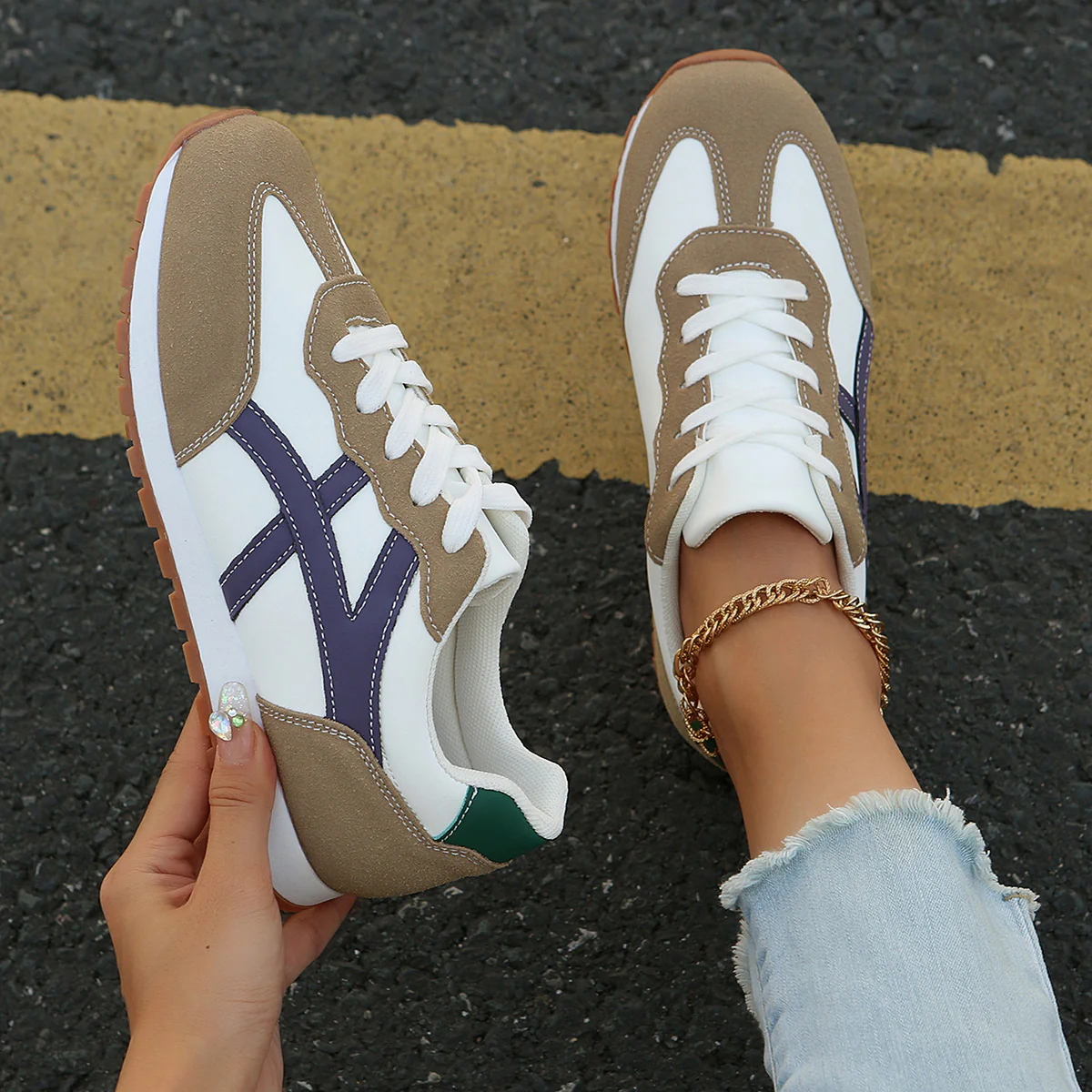 Damen Freizeitsneaker mit dynamischem Design und dämpfender Laufsohle Heidi Mode - Image 2