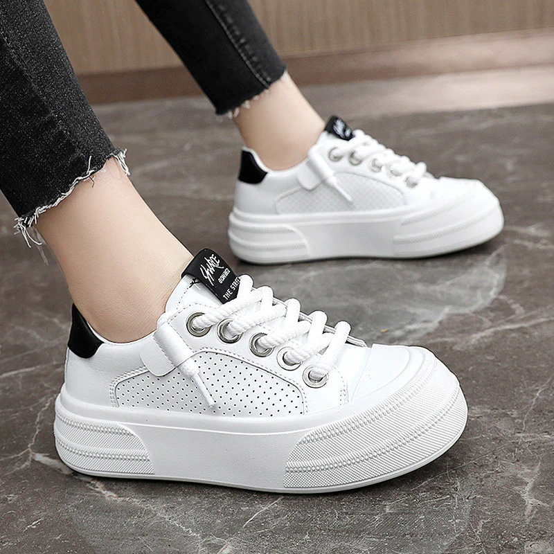 Damen Freizeitsneaker mit perforiertem Obermaterial und modischem Design Heidi Mode - Image 4